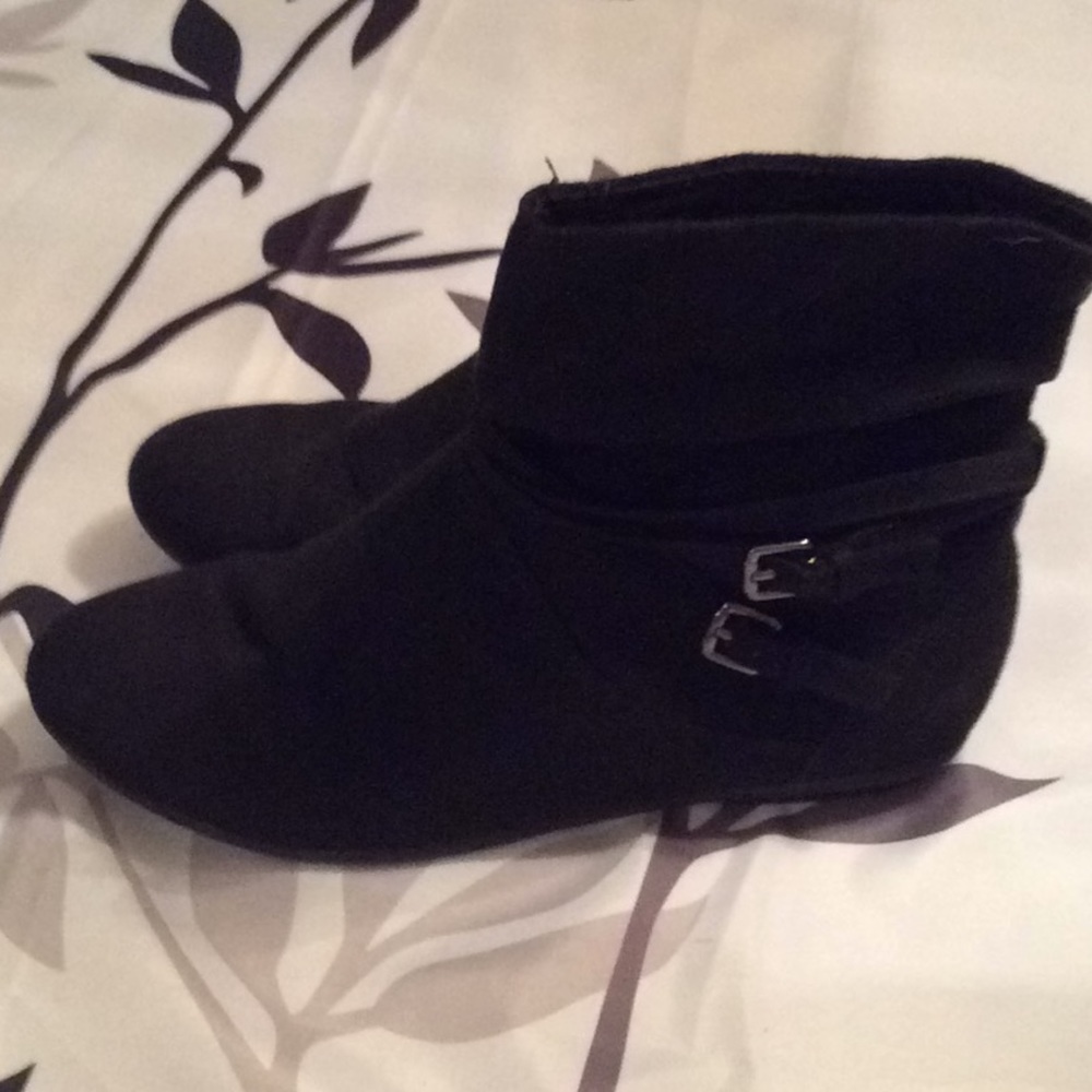 Black Booties